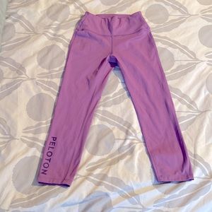 Peloton essential capri leggings